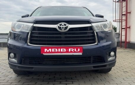 Toyota Highlander III, 2014 год, 2 900 000 рублей, 16 фотография