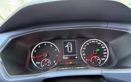 Volkswagen T-Cross I, 2020 год, 2 400 000 рублей, 6 фотография