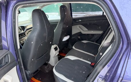 Volkswagen T-Cross I, 2020 год, 2 400 000 рублей, 5 фотография