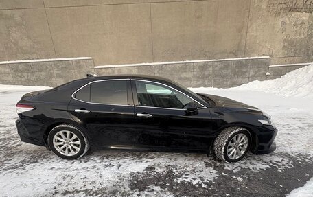 Toyota Camry, 2018 год, 2 500 000 рублей, 4 фотография