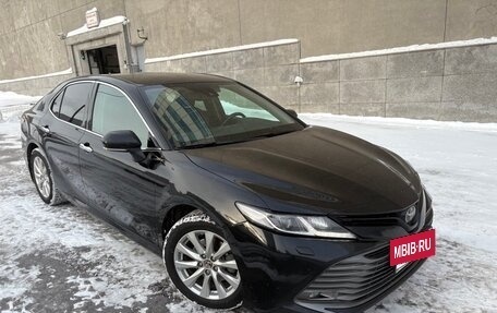 Toyota Camry, 2018 год, 2 500 000 рублей, 8 фотография