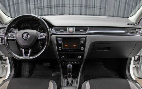 Skoda Rapid I, 2018 год, 1 198 000 рублей, 13 фотография