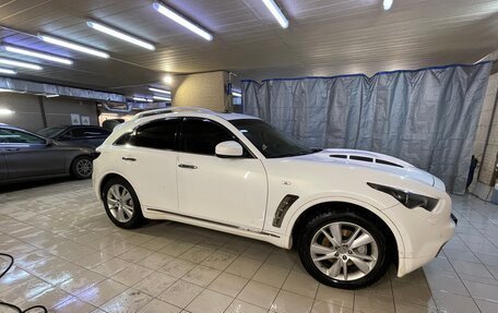 Infiniti QX70, 2013 год, 2 150 000 рублей, 4 фотография