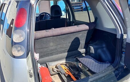 Toyota Raum I, 2000 год, 450 000 рублей, 13 фотография