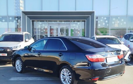 Toyota Camry, 2015 год, 1 760 000 рублей, 7 фотография