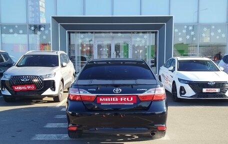 Toyota Camry, 2015 год, 1 760 000 рублей, 6 фотография