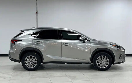 Lexus NX I, 2021 год, 3 360 000 рублей, 6 фотография