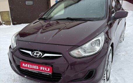 Hyundai Solaris II рестайлинг, 2012 год, 649 000 рублей, 1 фотография