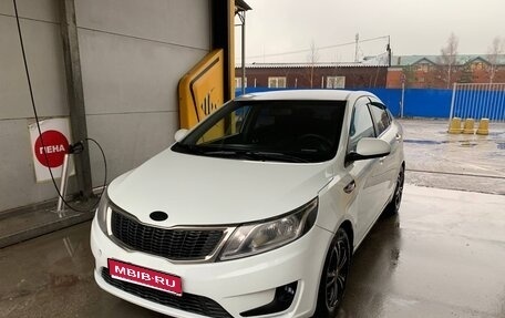 KIA Rio III рестайлинг, 2013 год, 830 000 рублей, 1 фотография