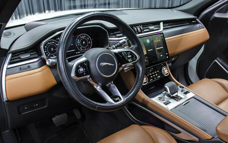 Jaguar F-Pace, 2021 год, 4 198 000 рублей, 16 фотография