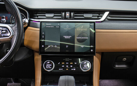 Jaguar F-Pace, 2021 год, 4 198 000 рублей, 15 фотография