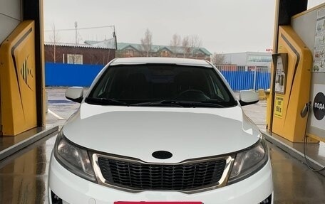 KIA Rio III рестайлинг, 2013 год, 830 000 рублей, 5 фотография