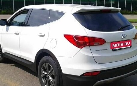 Hyundai Santa Fe III рестайлинг, 2013 год, 1 350 000 рублей, 2 фотография