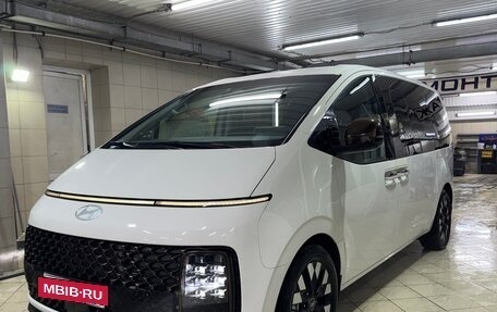 Hyundai Staria, 2024 год, 7 950 000 рублей, 11 фотография