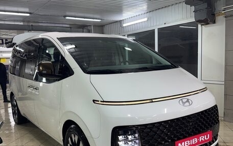 Hyundai Staria, 2024 год, 7 950 000 рублей, 17 фотография