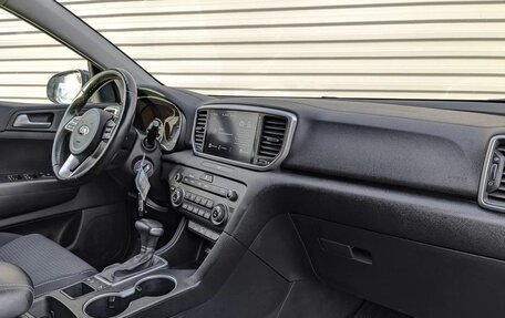 KIA Sportage IV рестайлинг, 2020 год, 2 350 000 рублей, 18 фотография