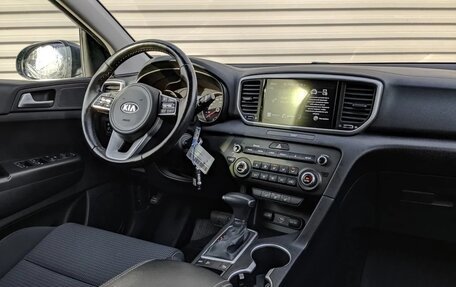 KIA Sportage IV рестайлинг, 2020 год, 2 350 000 рублей, 17 фотография