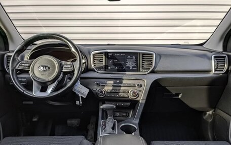 KIA Sportage IV рестайлинг, 2020 год, 2 350 000 рублей, 13 фотография