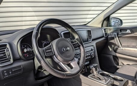 KIA Sportage IV рестайлинг, 2020 год, 2 350 000 рублей, 16 фотография