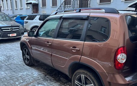 Chevrolet Niva I рестайлинг, 2017 год, 780 000 рублей, 4 фотография