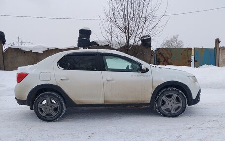 Renault Logan II, 2019 год, 1 000 000 рублей, 4 фотография
