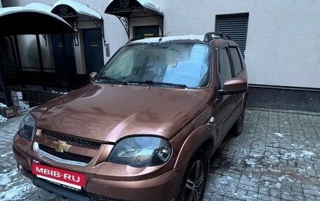 Chevrolet Niva I рестайлинг, 2017 год, 780 000 рублей, 2 фотография