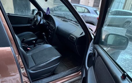 Chevrolet Niva I рестайлинг, 2017 год, 780 000 рублей, 11 фотография