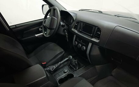 ЛуАЗ Patriot, 2017 год, 1 255 000 рублей, 16 фотография