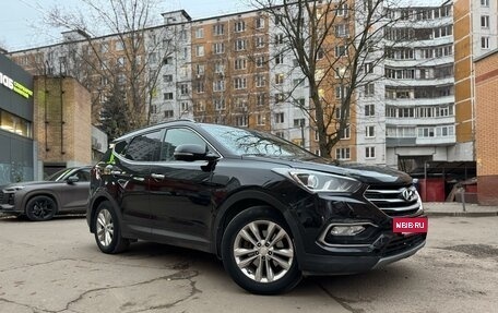 Hyundai Santa Fe III рестайлинг, 2018 год, 2 340 000 рублей, 4 фотография