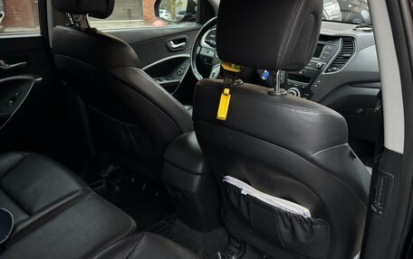 Hyundai Santa Fe III рестайлинг, 2018 год, 2 340 000 рублей, 12 фотография