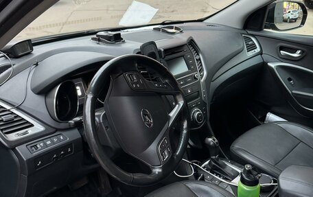 Hyundai Santa Fe III рестайлинг, 2018 год, 2 340 000 рублей, 15 фотография