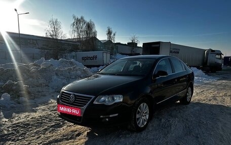 Volkswagen Passat B6, 2008 год, 800 000 рублей, 2 фотография