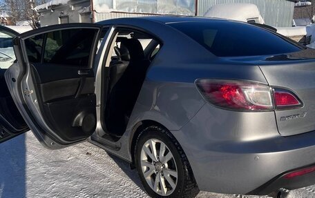 Mazda 3, 2011 год, 900 000 рублей, 10 фотография