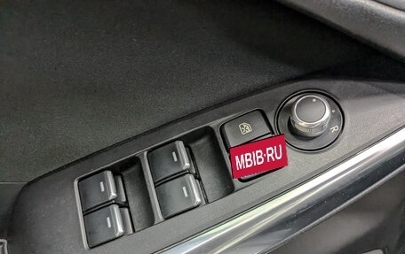 Mazda 6, 2017 год, 2 255 000 рублей, 26 фотография