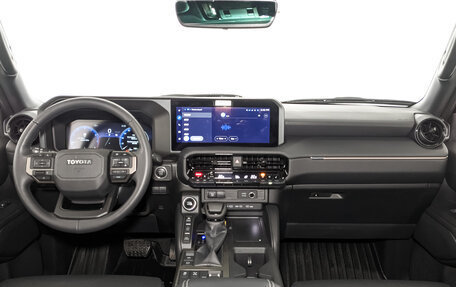 Toyota Land Cruiser Prado, 2024 год, 9 850 000 рублей, 13 фотография