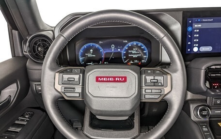 Toyota Land Cruiser Prado, 2024 год, 9 850 000 рублей, 21 фотография