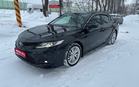 Toyota Camry, 2019 год, 2 680 000 рублей, 1 фотография