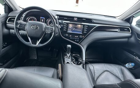 Toyota Camry, 2019 год, 2 680 000 рублей, 11 фотография