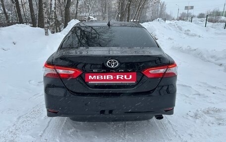 Toyota Camry, 2019 год, 2 680 000 рублей, 8 фотография