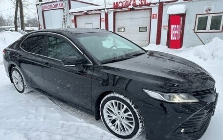 Toyota Camry, 2019 год, 2 680 000 рублей, 4 фотография