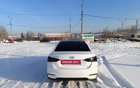 Hyundai Solaris II рестайлинг, 2019 год, 1 599 999 рублей, 4 фотография