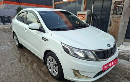 KIA Rio III рестайлинг, 2012 год, 875 000 рублей, 2 фотография