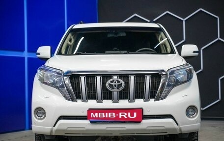 Toyota Land Cruiser Prado 150 рестайлинг 2, 2016 год, 3 500 000 рублей, 4 фотография