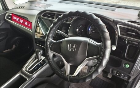 Honda Shuttle II, 2015 год, 1 200 000 рублей, 5 фотография