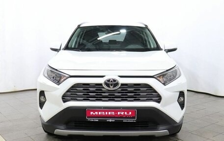 Toyota RAV4, 2021 год, 3 590 000 рублей, 2 фотография