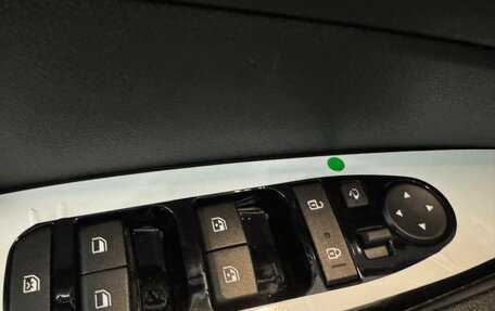 KIA Sportage IV рестайлинг, 2025 год, 20 фотография