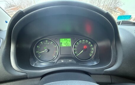 Skoda Fabia II, 2013 год, 630 000 рублей, 14 фотография