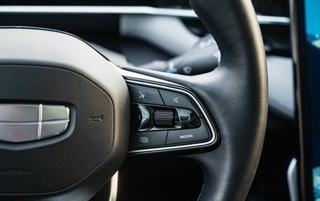 Geely Atlas, 2025 год, 3 723 381 рублей, 19 фотография