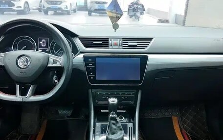 Skoda Superb III рестайлинг, 2021 год, 2 125 000 рублей, 11 фотография