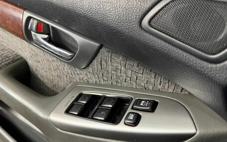 Toyota Land Cruiser Prado 120 рестайлинг, 2007 год, 1 820 000 рублей, 10 фотография